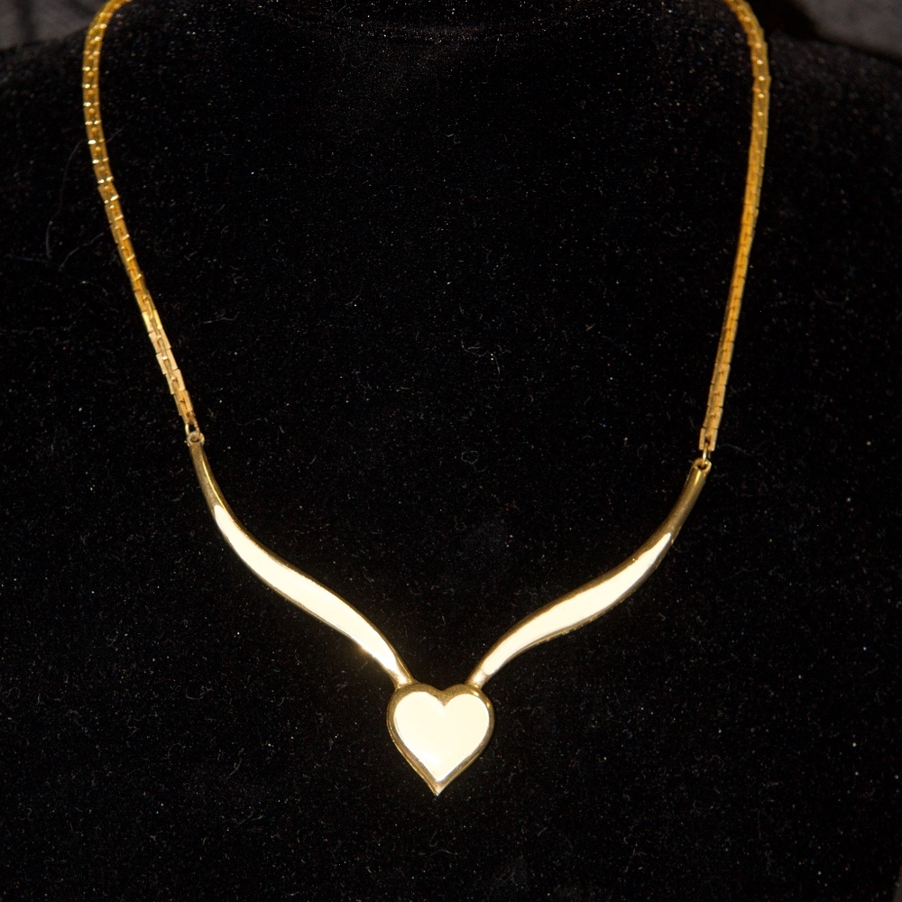 My Vintage Gold Dipped Gorgeous Heart Necklace - image 4